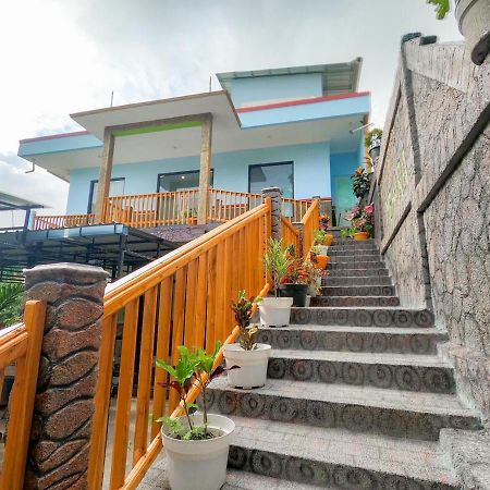 Hotel Mehara Labuan Bajo Exterior foto